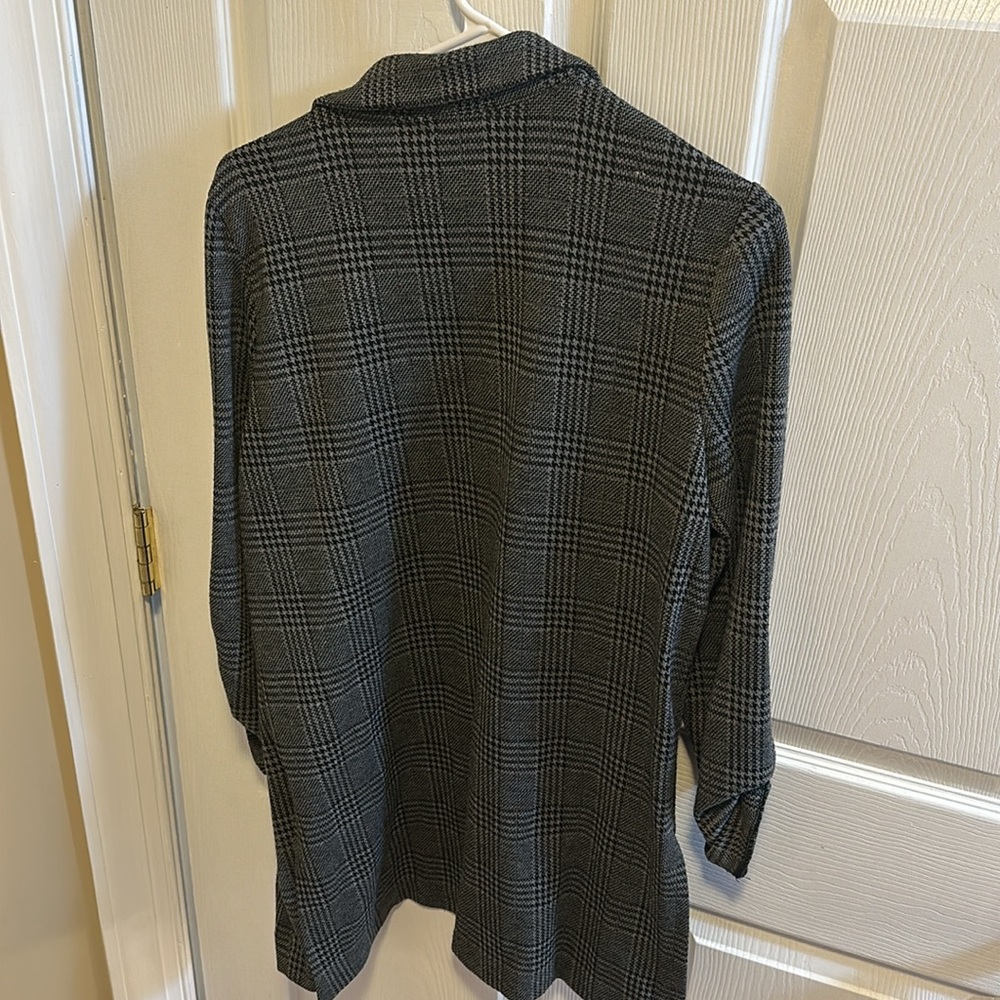 Blazer - Picture 2 of 2